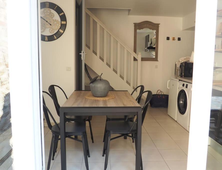 Appartement Duplex Et Terrasse A St Servan-St Malo Saint-Malo Exterior photo