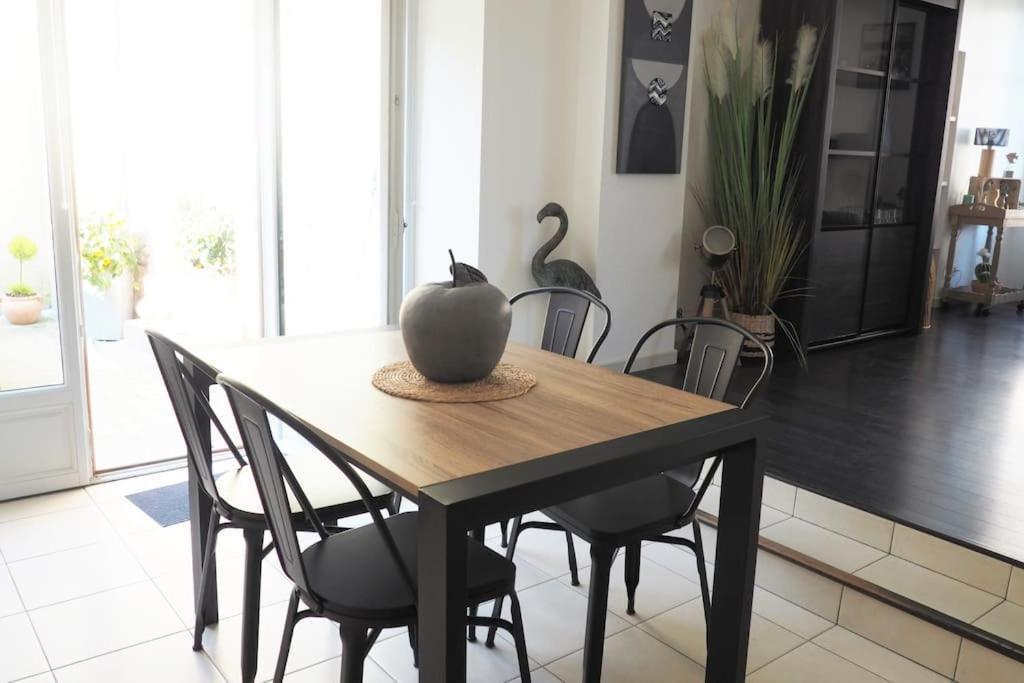 Appartement Duplex Et Terrasse A St Servan-St Malo Saint-Malo Exterior photo
